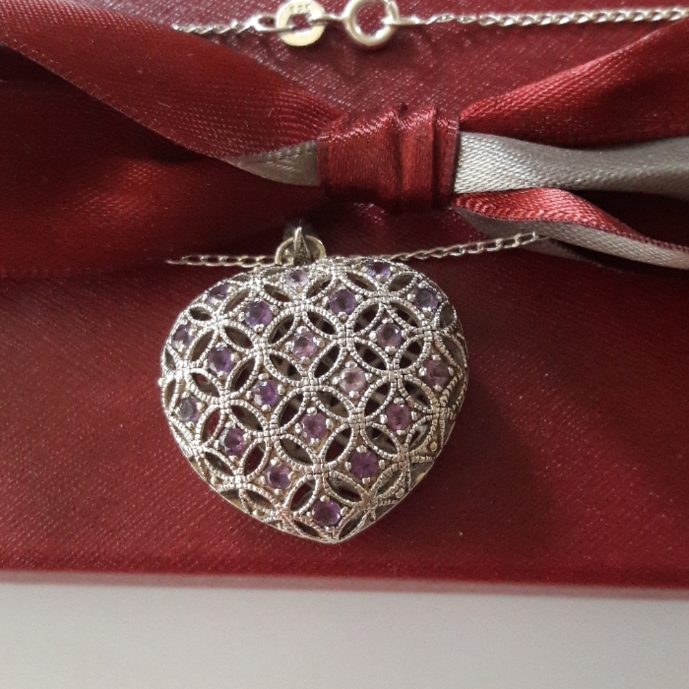 Sterling Silver with amethyst heart